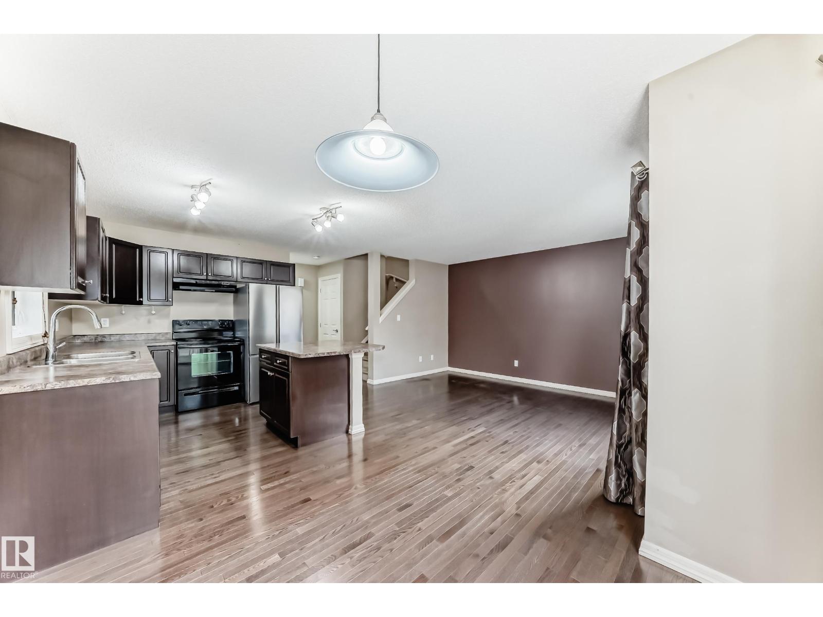 Photo 14 of 7 655 Tamarack Rd Nw, Edmonton AB