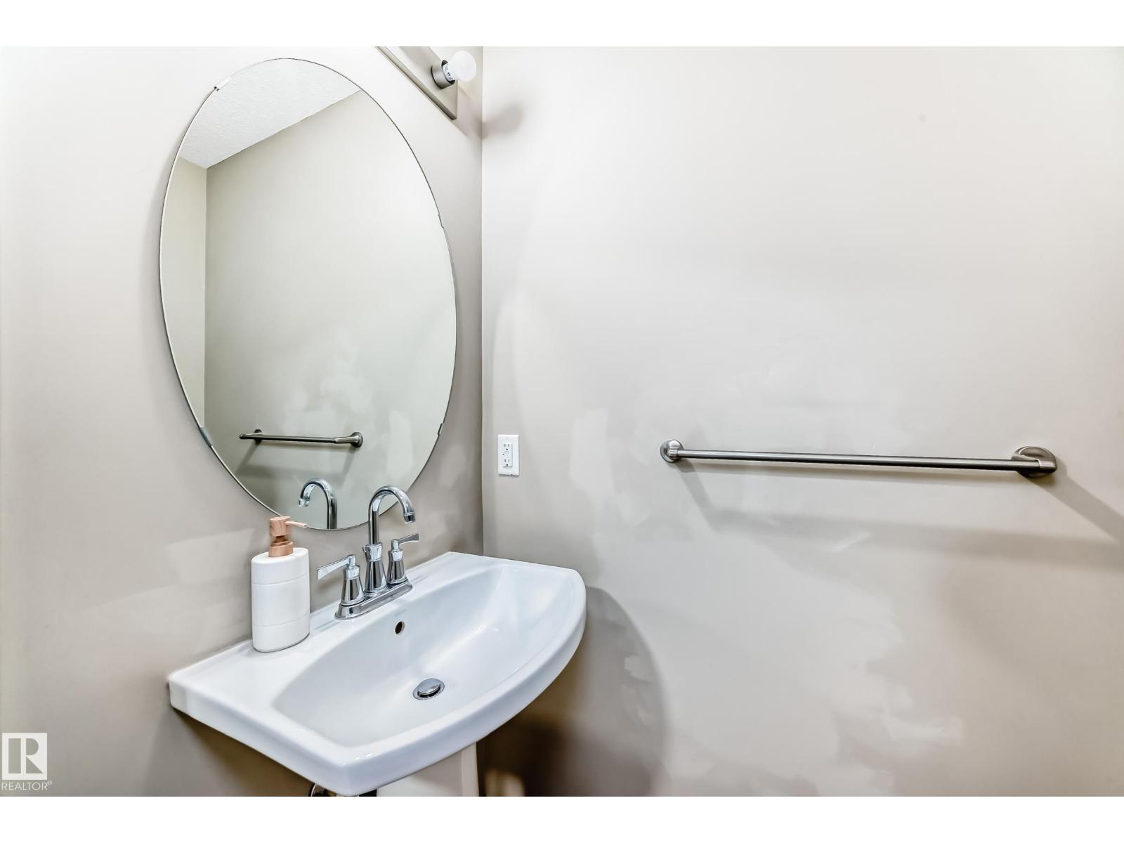 Photo 19 of 7 655 Tamarack Rd Nw, Edmonton AB