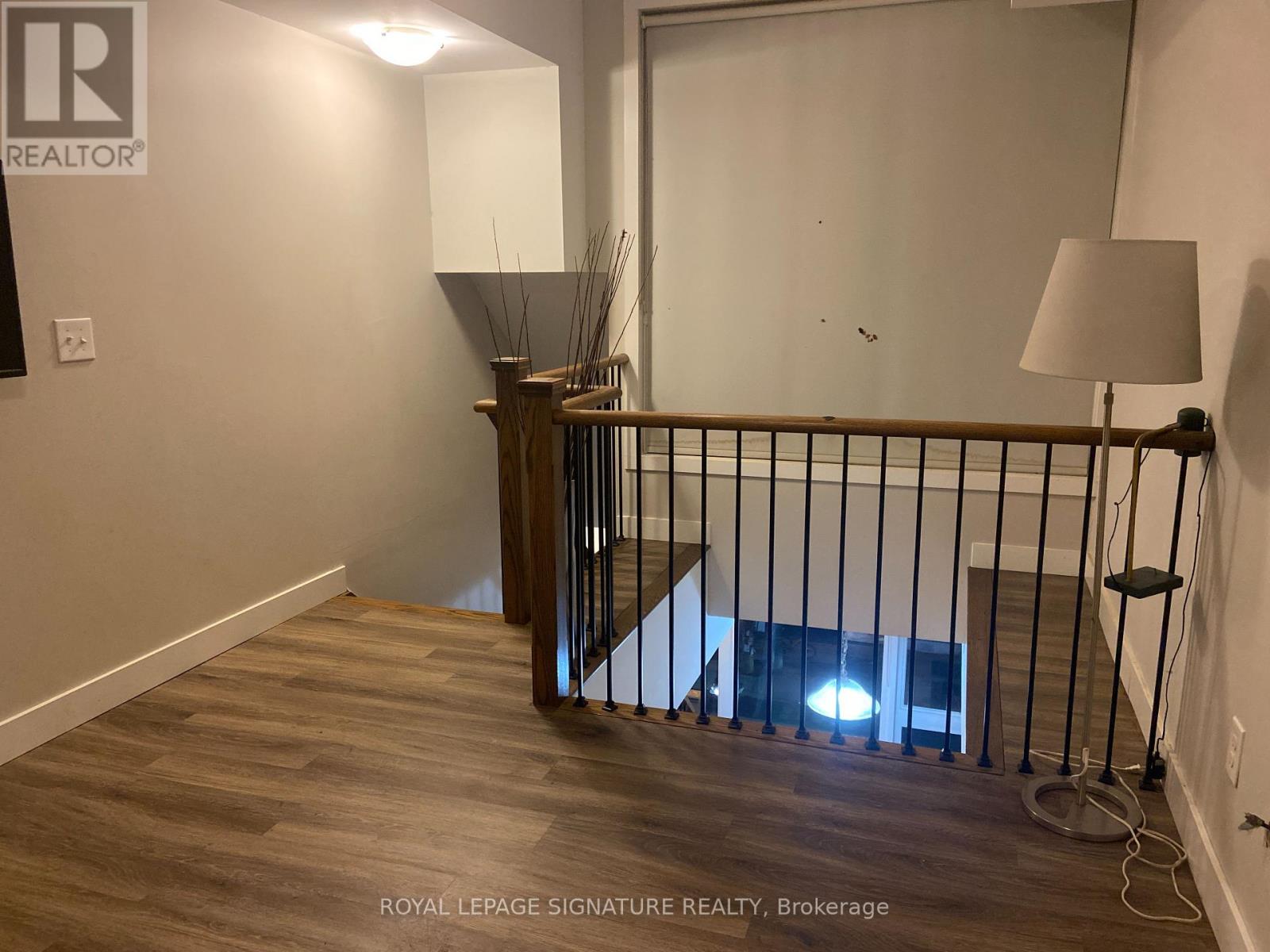 Photo 12 of 402 335 College Street, Toronto ON
