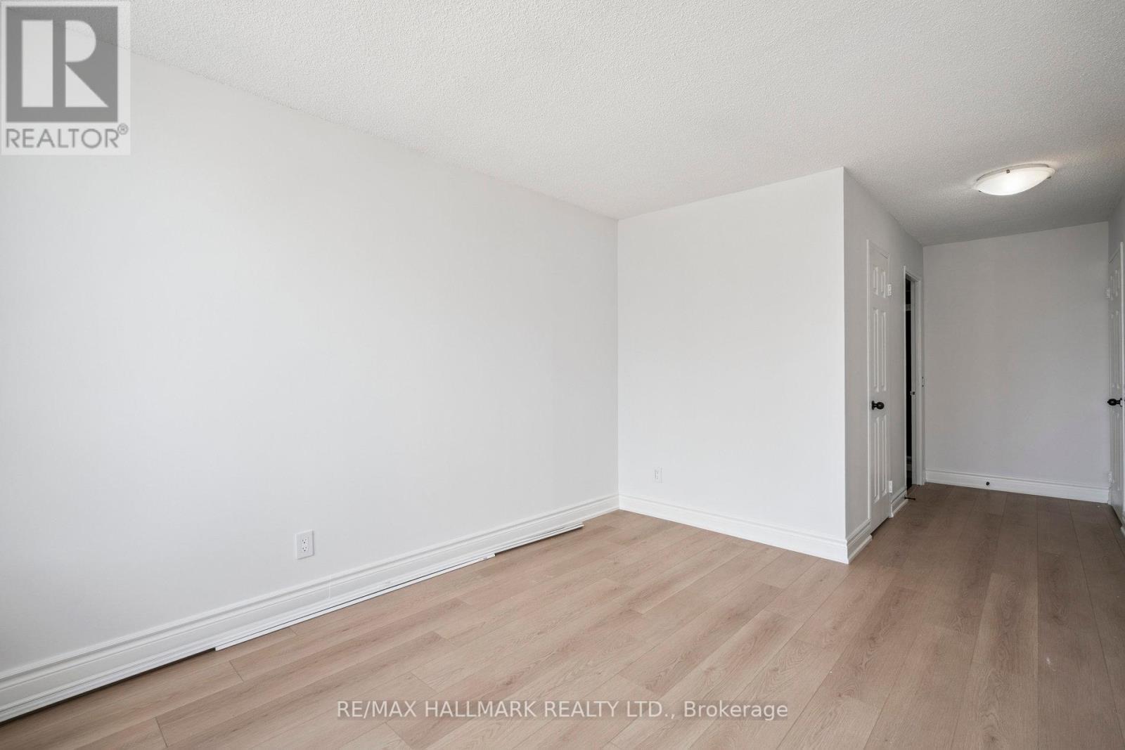 Photo 26 of 1214 7 Bishop Avenue, Toronto ON