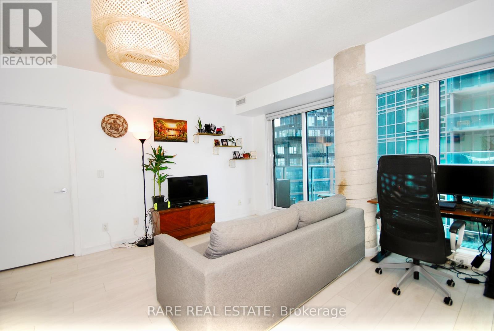 Photo 7 of 610 69 Lynn Williams Street, Toronto ON