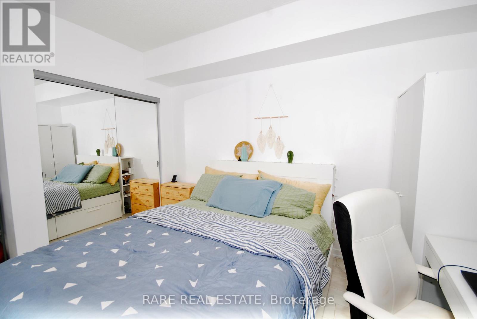 Photo 8 of 610 69 Lynn Williams Street, Toronto ON