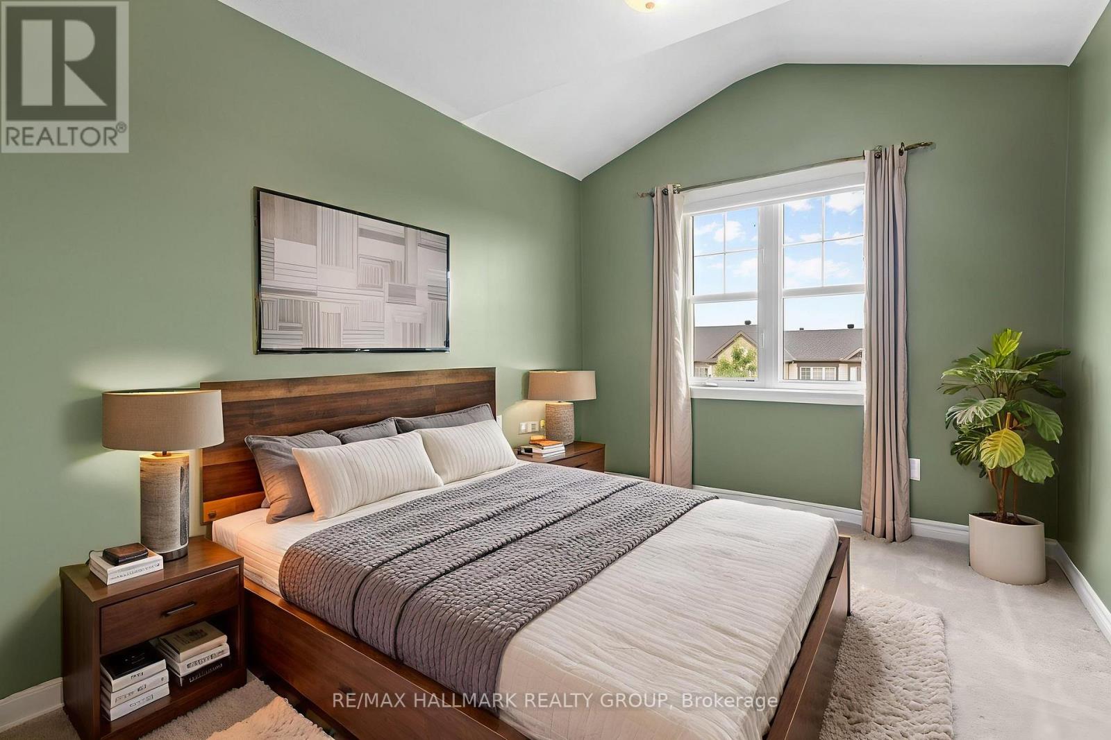 Photo 16 of 463 White Arctic Avenue, Ottawa ON