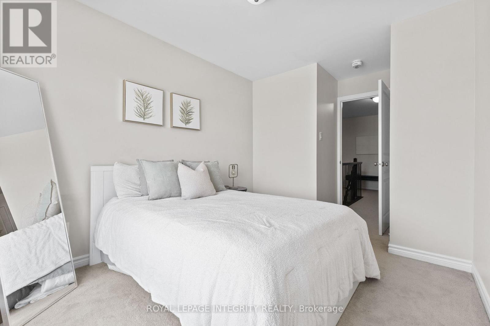 Photo 20 of 611 Compass Street, Ottawa ON