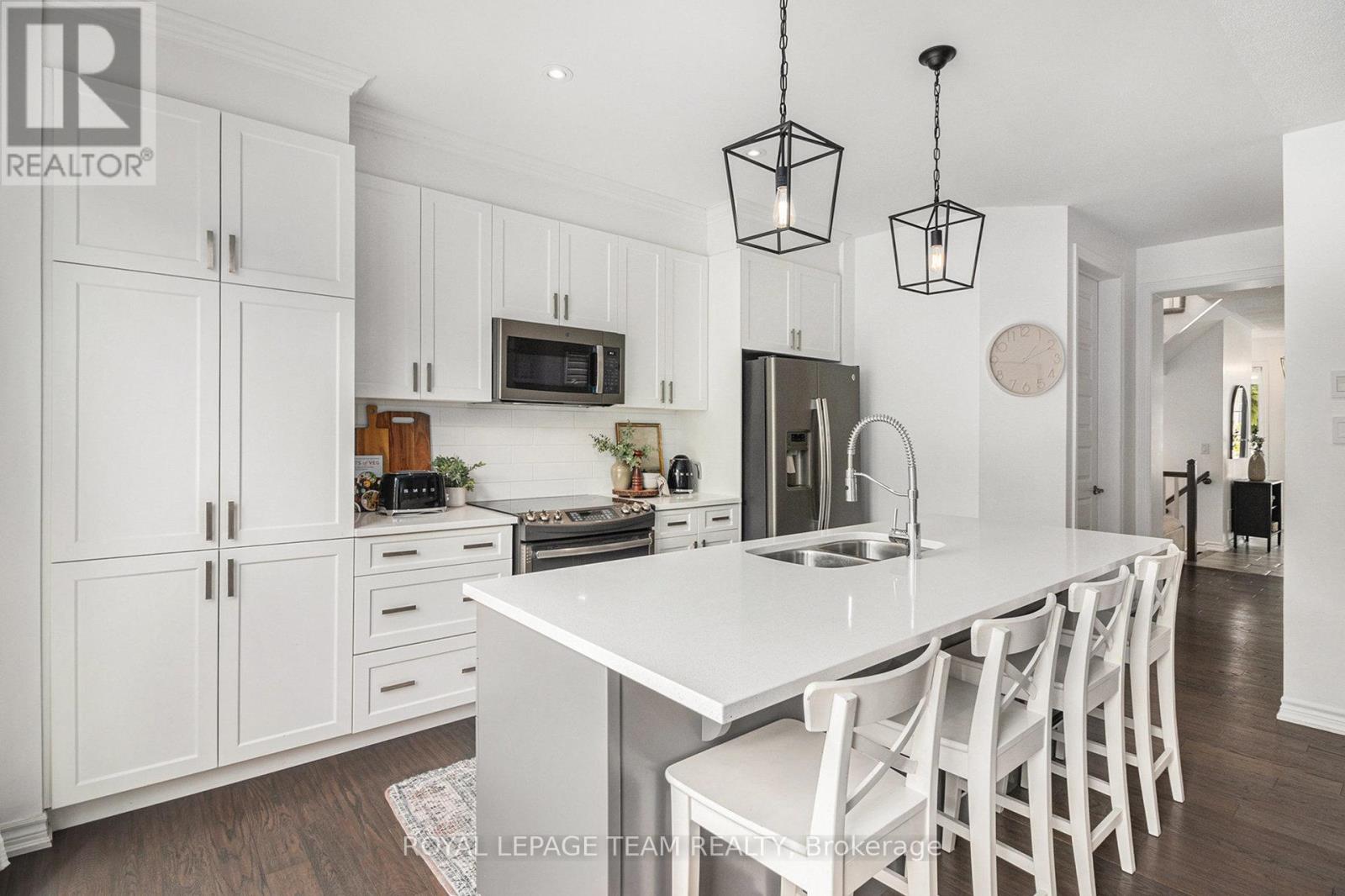 Photo 6 of 283 Casa Grande Circle, Ottawa ON