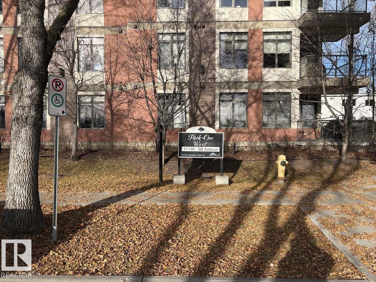 Photo 3 of 301 11140 68 Av Nw, Edmonton AB