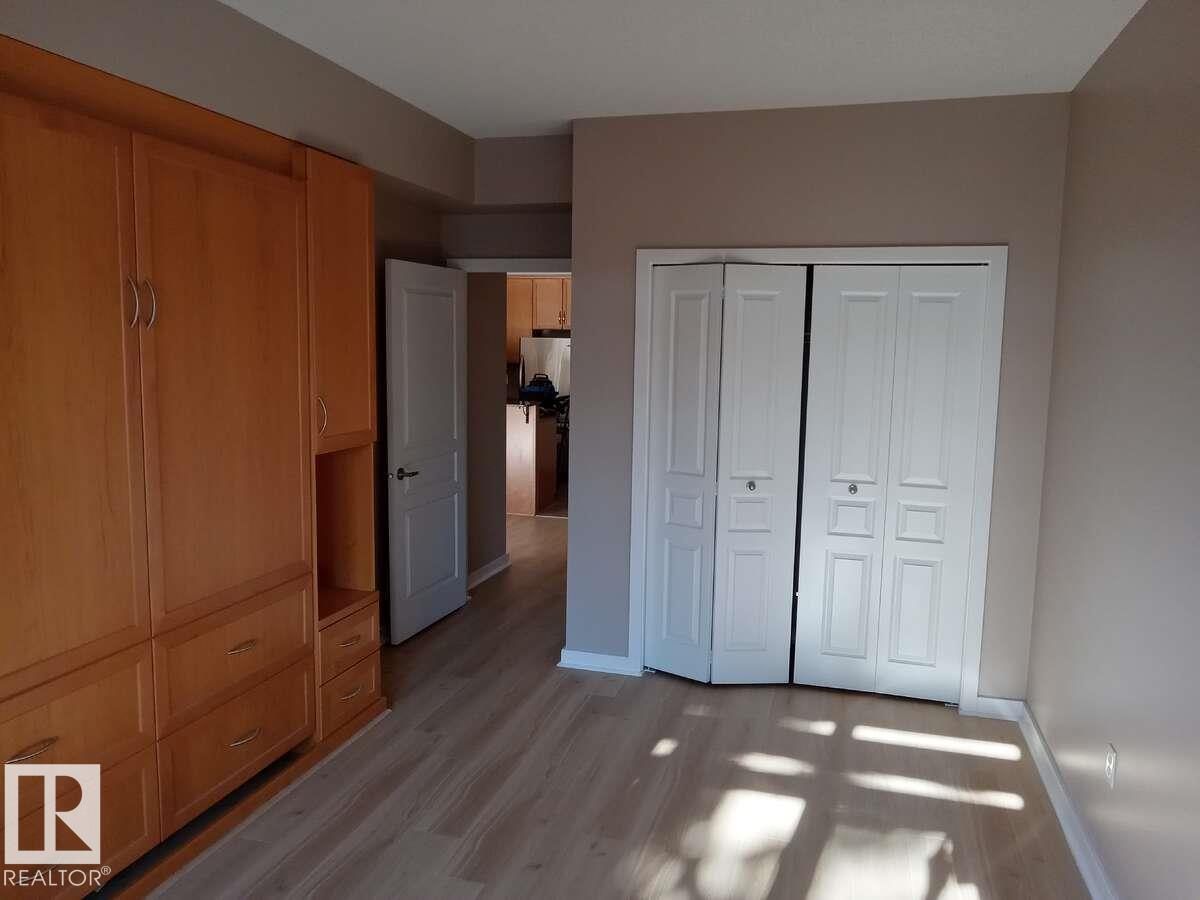 Photo 5 of 301 11140 68 Av Nw, Edmonton AB