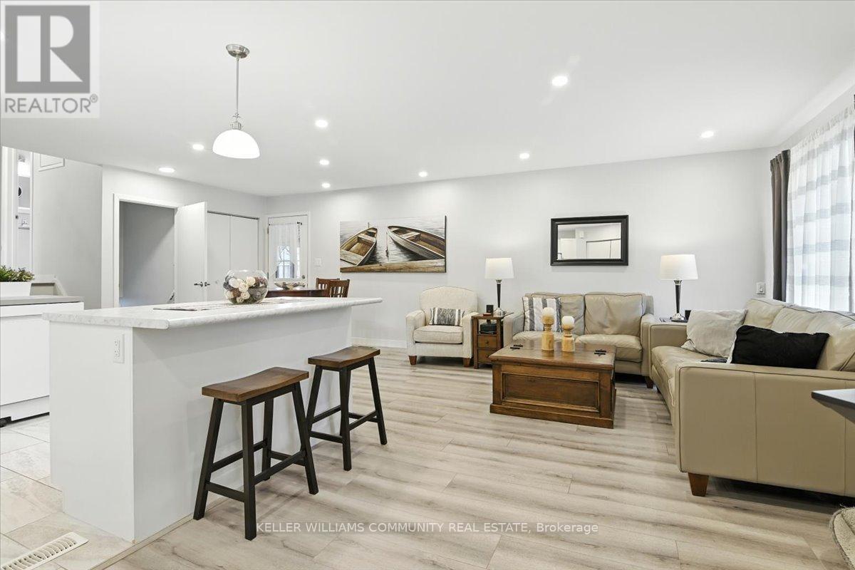 Photo 5 of 179 Phillip Murray Avenue, Oshawa ON
