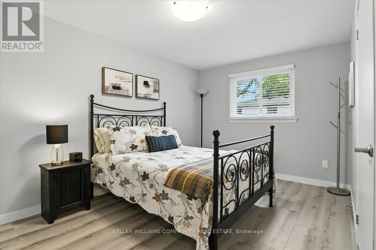 Photo 8 of 179 Phillip Murray Avenue, Oshawa ON