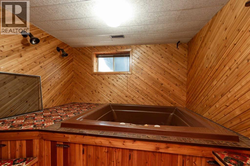 Single Family House Bungalow for Sale in   Street S Victoria Park Lethbridge 