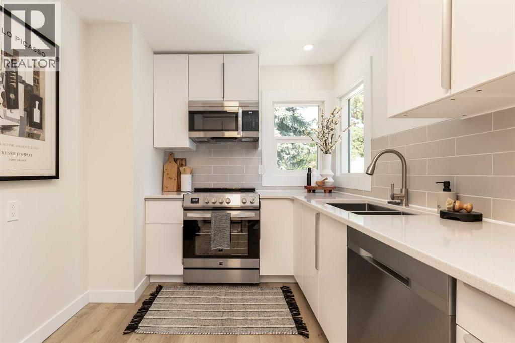 Single Family House Bungalow for Sale in   Street S Victoria Park Lethbridge 