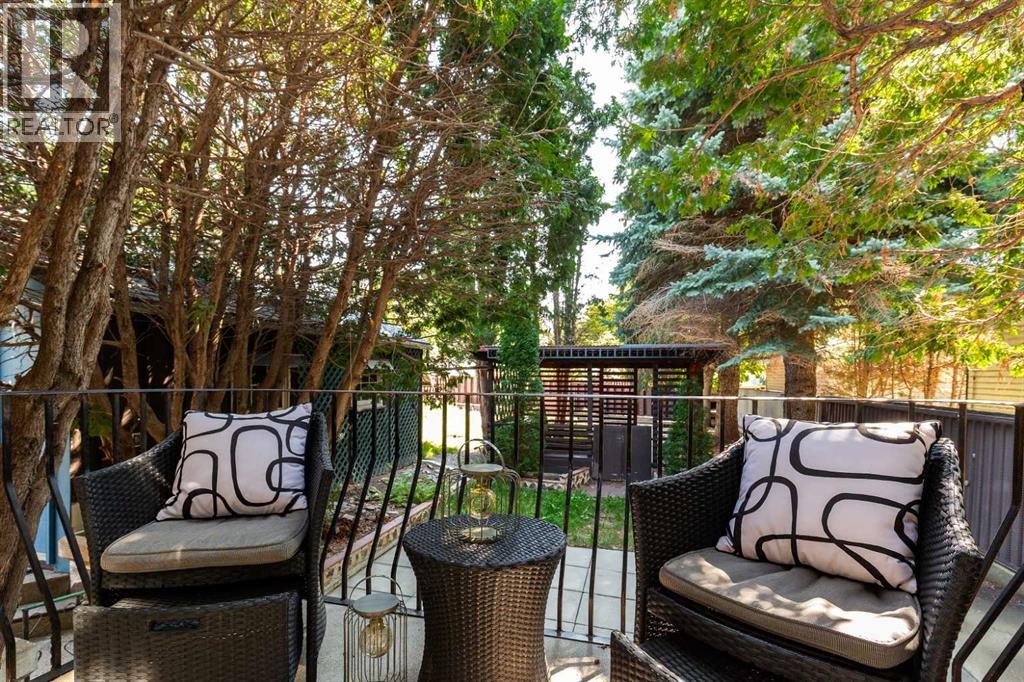 Single Family House Bungalow for Sale in   Street S Victoria Park Lethbridge 