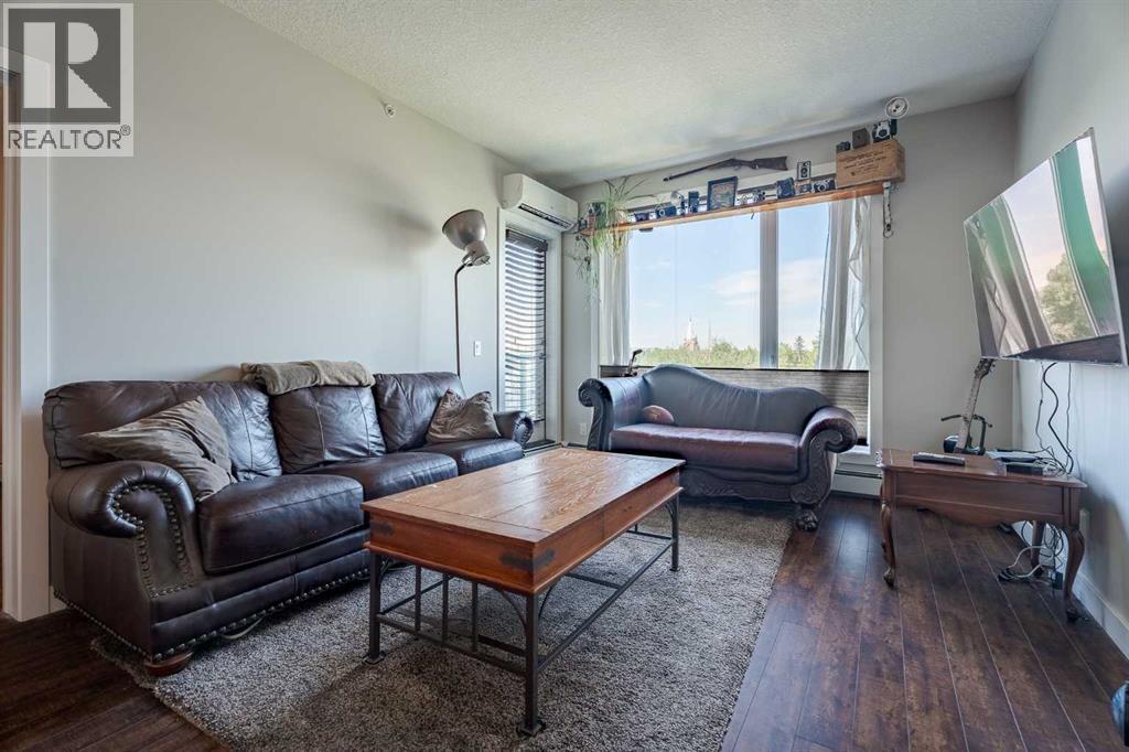 Single Family House for Sale in    Avenue NW Mount Pleasant Calgary 