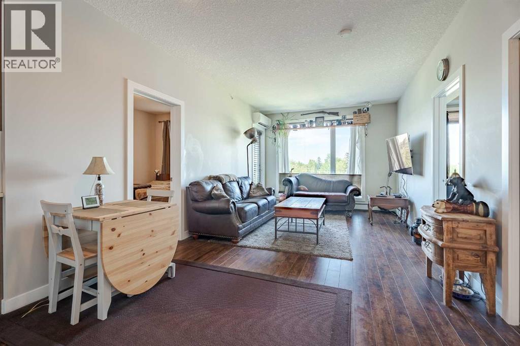 Single Family House for Sale in    Avenue NW Mount Pleasant Calgary 