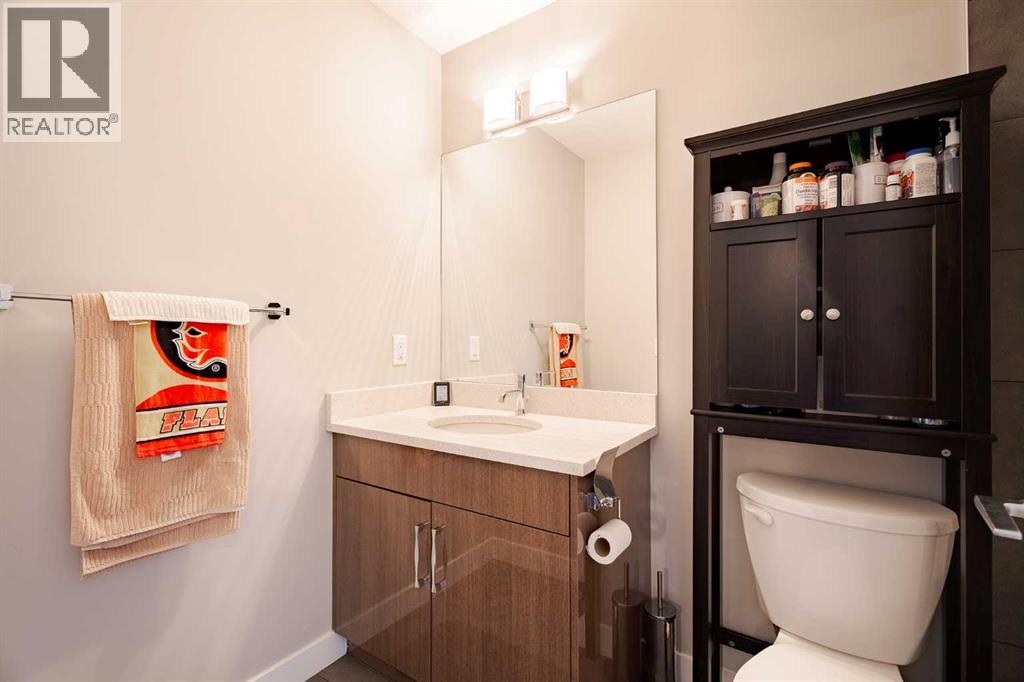 Single Family House for Sale in    Avenue NW Mount Pleasant Calgary 