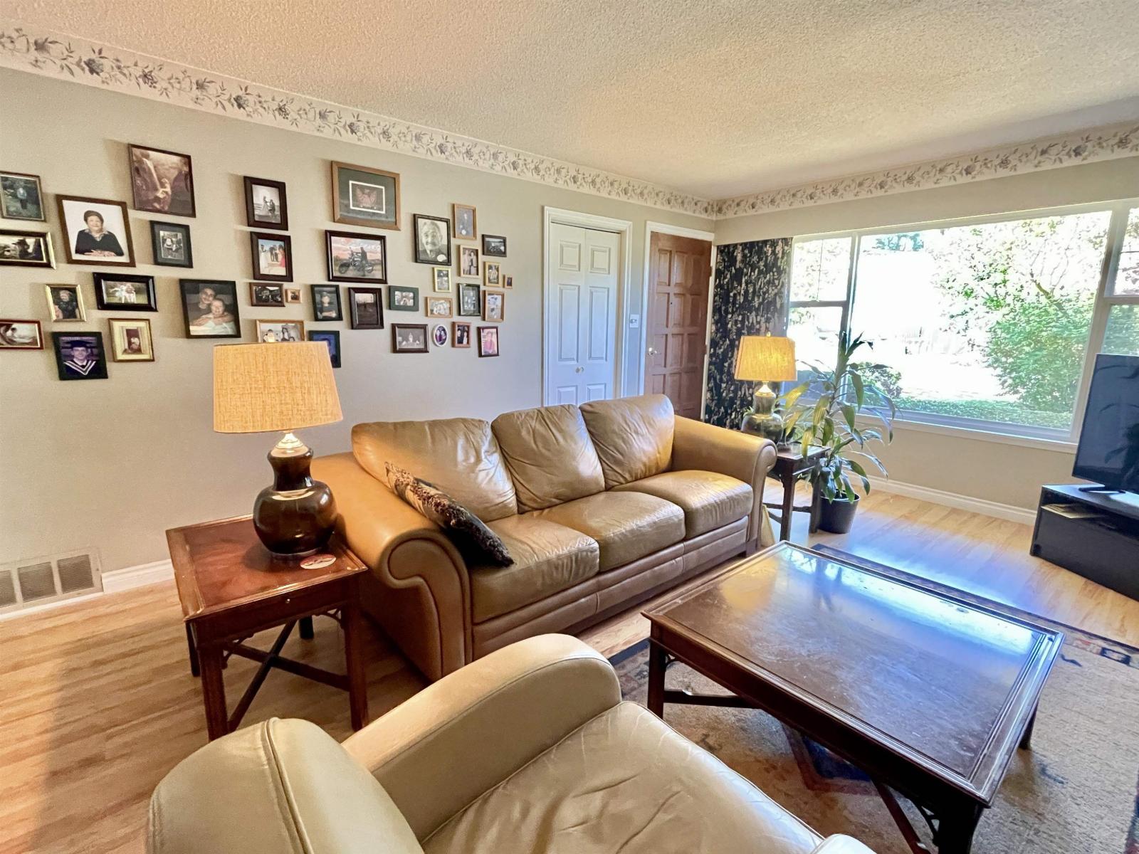 Photo 22 of 1421 129 A Street, Surrey BC