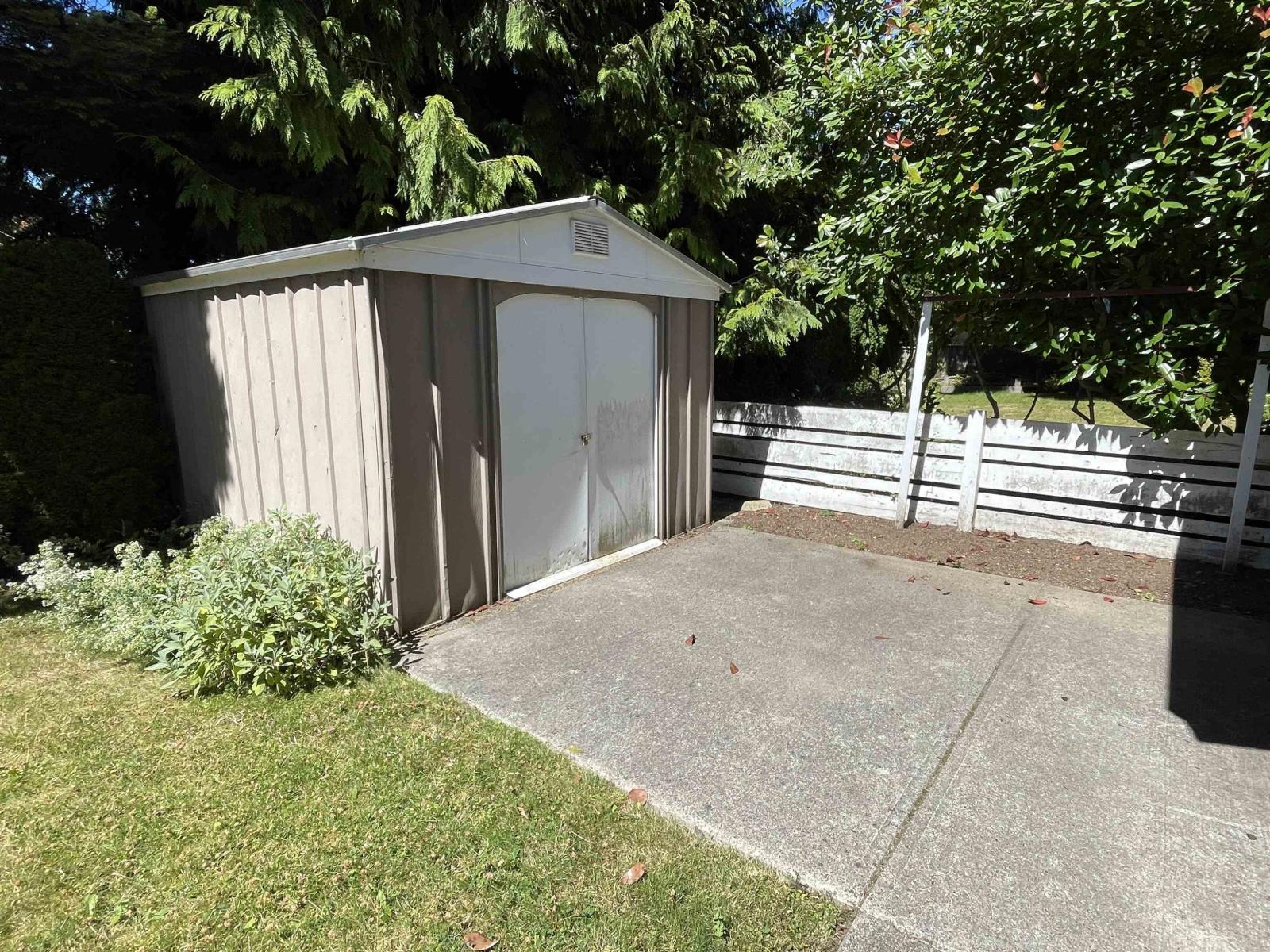 Photo 25 of 1421 129 A Street, Surrey BC