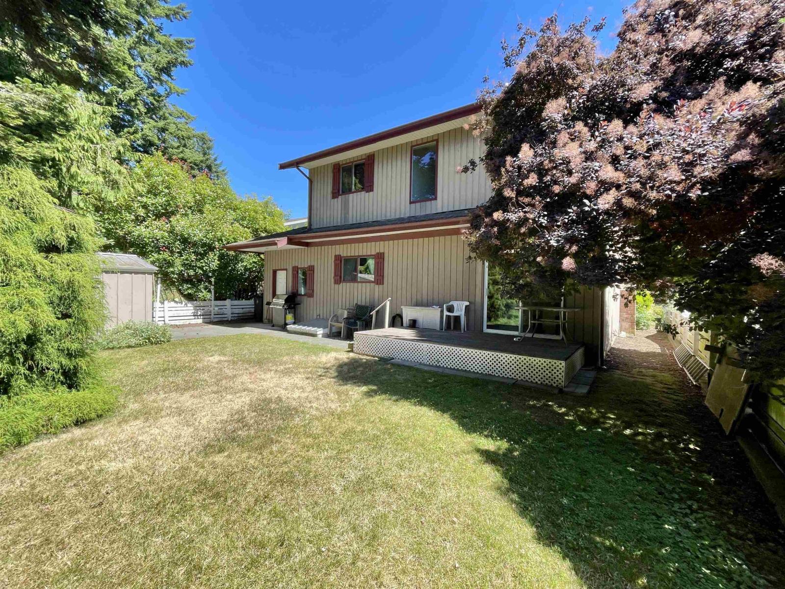 Photo 7 of 1421 129 A Street, Surrey BC