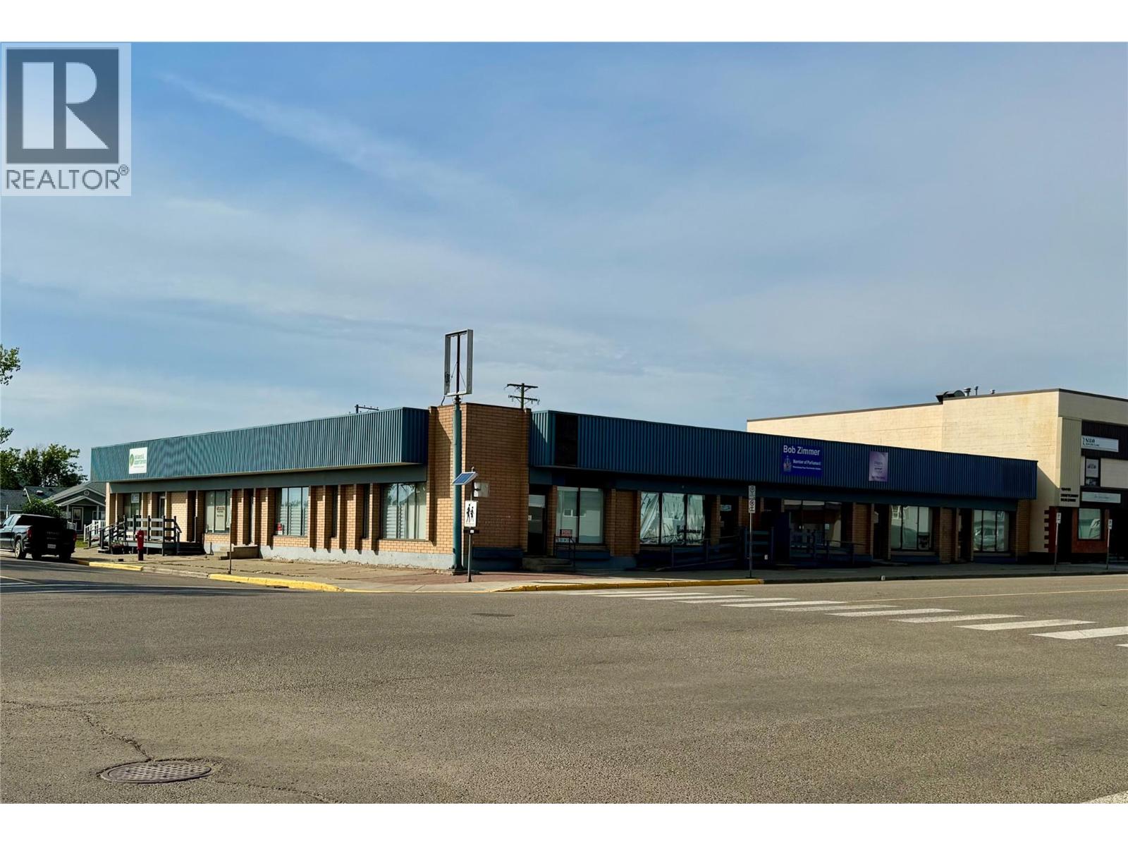Photo 1 of 10425 10 Street, Dawson Creek BC