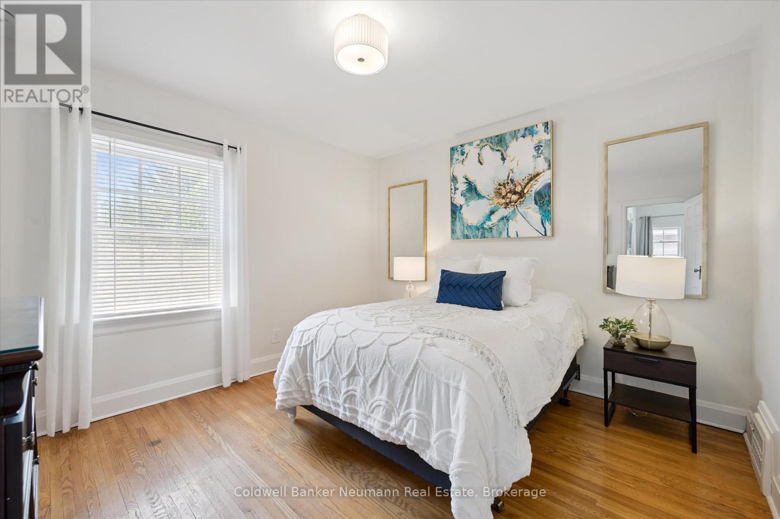 Photo 20 of 230 Dublin Street N, Guelph ON