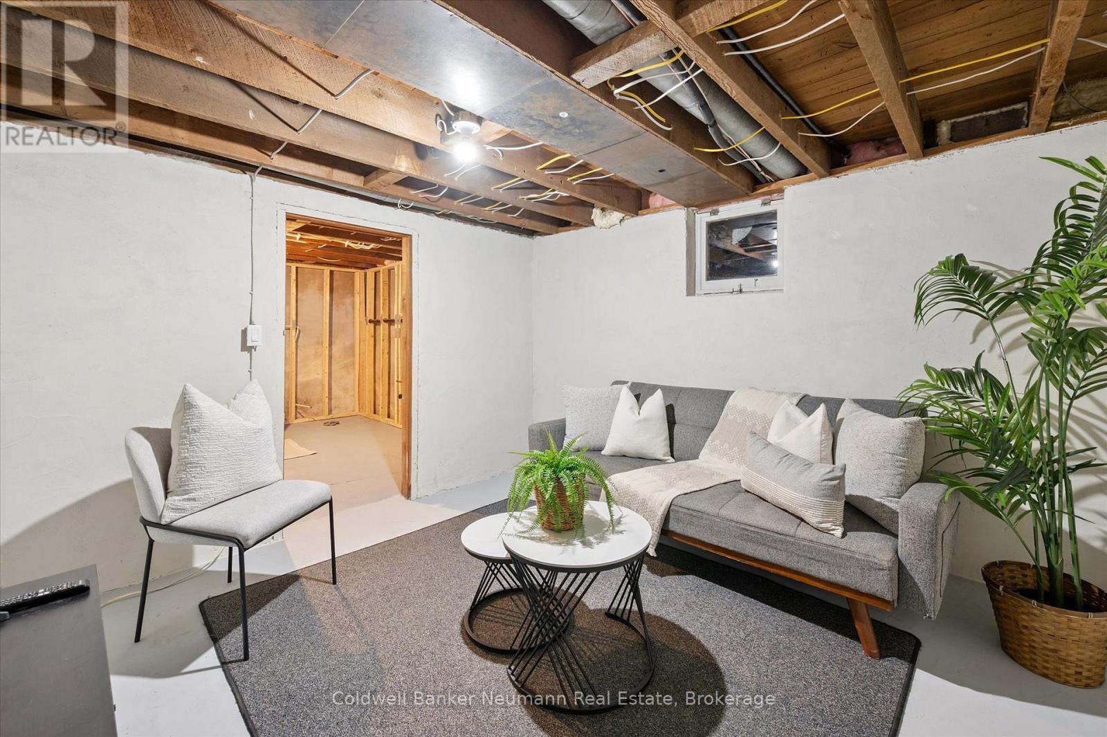 Photo 9 of 230 Dublin Street N, Guelph ON