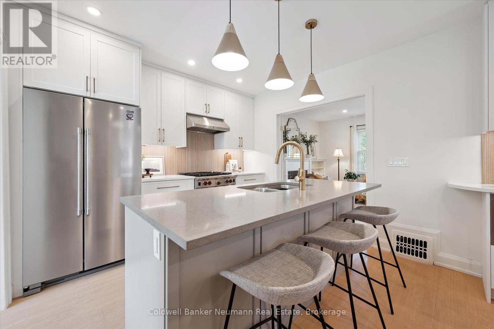 Photo 40 of 230 Dublin Street N, Guelph ON