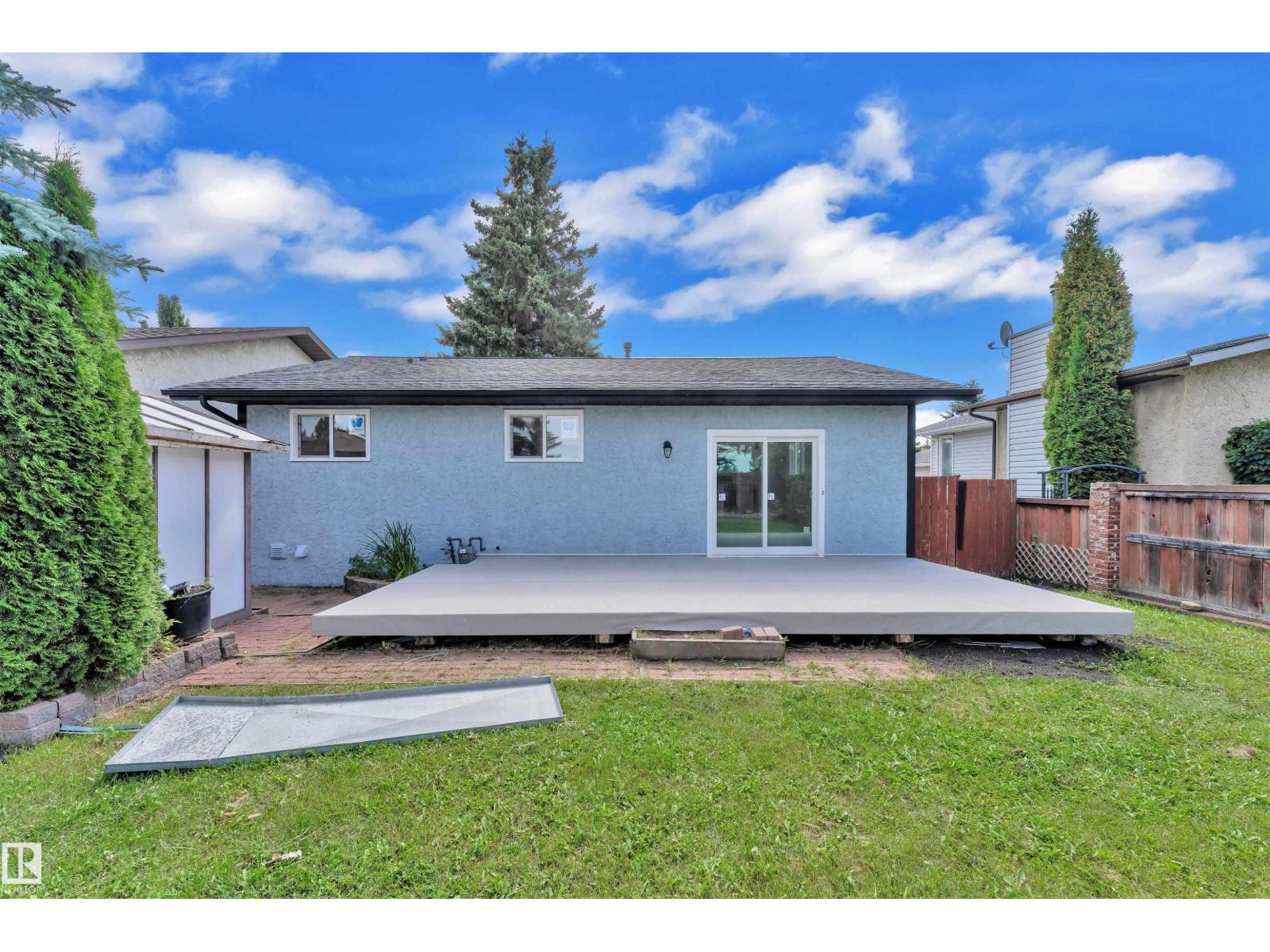 Photo 13 of 3816 17 B Av Nw Nw, Edmonton AB