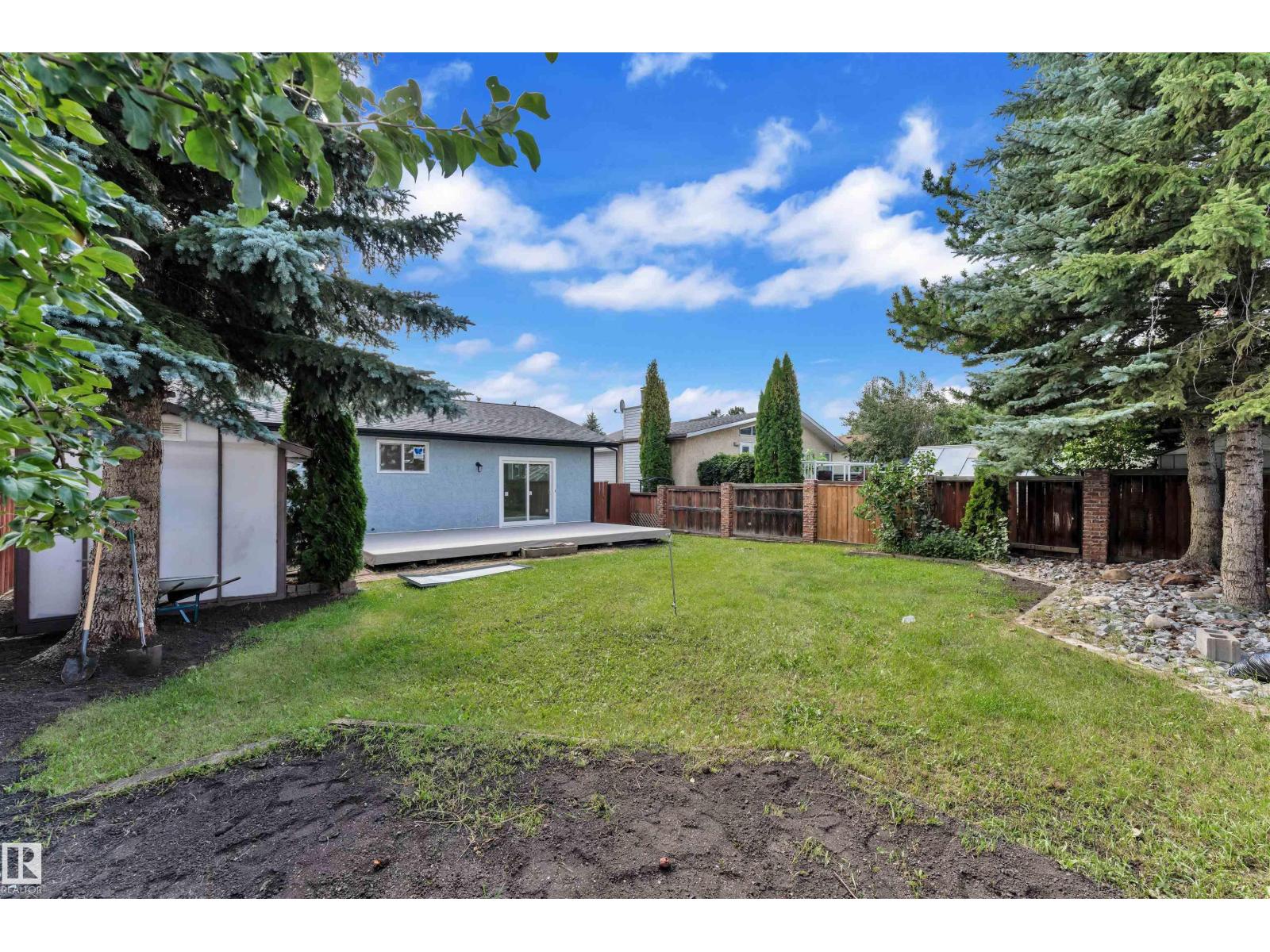 Photo 15 of 3816 17 B Av Nw Nw, Edmonton AB