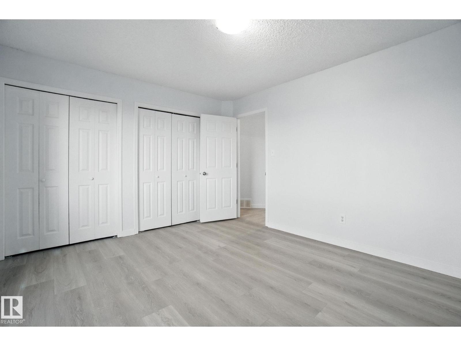Photo 6 of 7931 7 Av Sw Sw, Edmonton AB