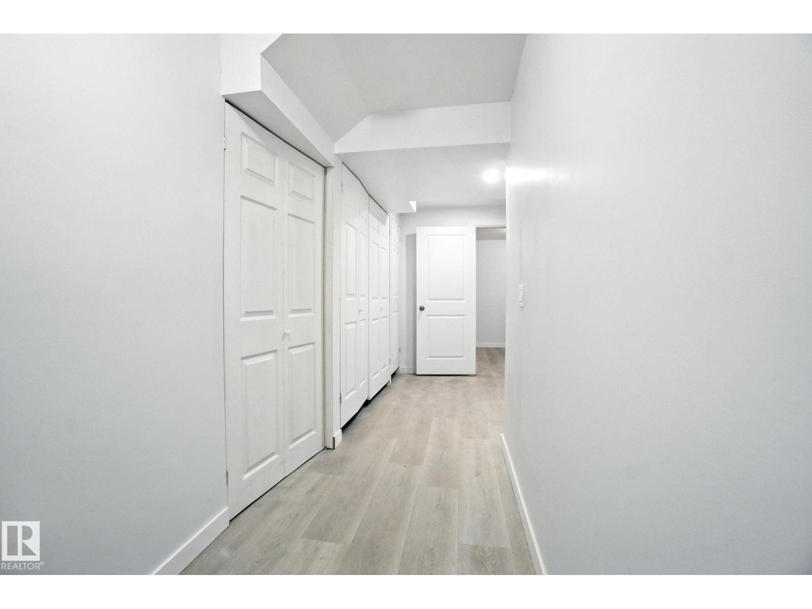 Photo 17 of 7931 7 Av Sw Sw, Edmonton AB