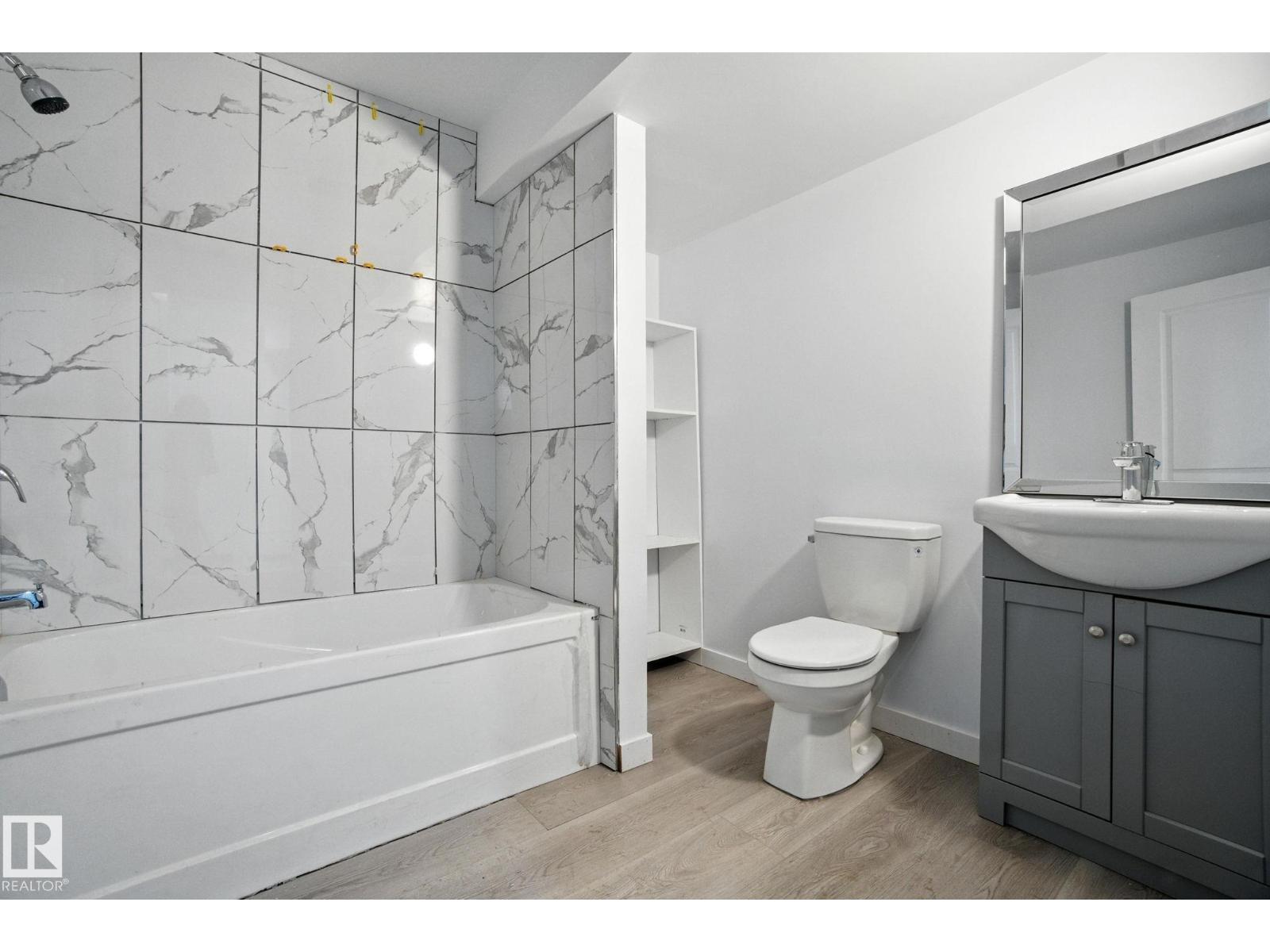 Photo 30 of 7931 7 Av Sw Sw, Edmonton AB