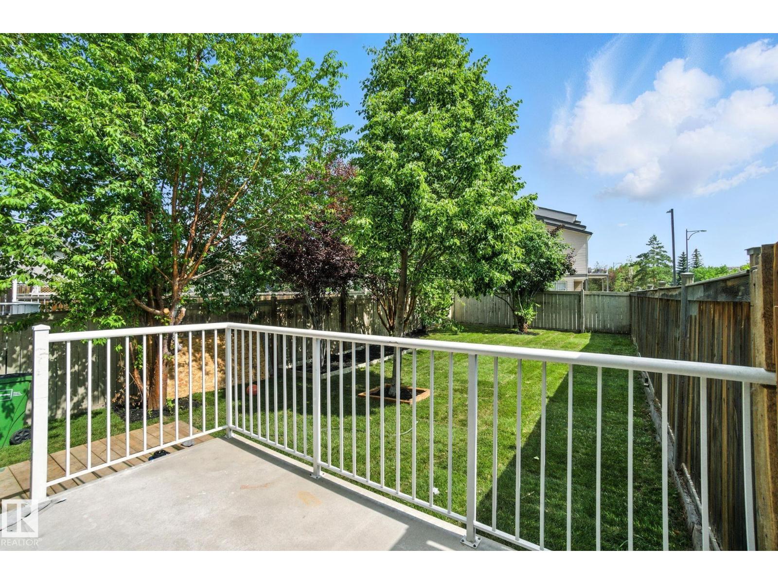 Photo 25 of 7931 7 Av Sw Sw, Edmonton AB