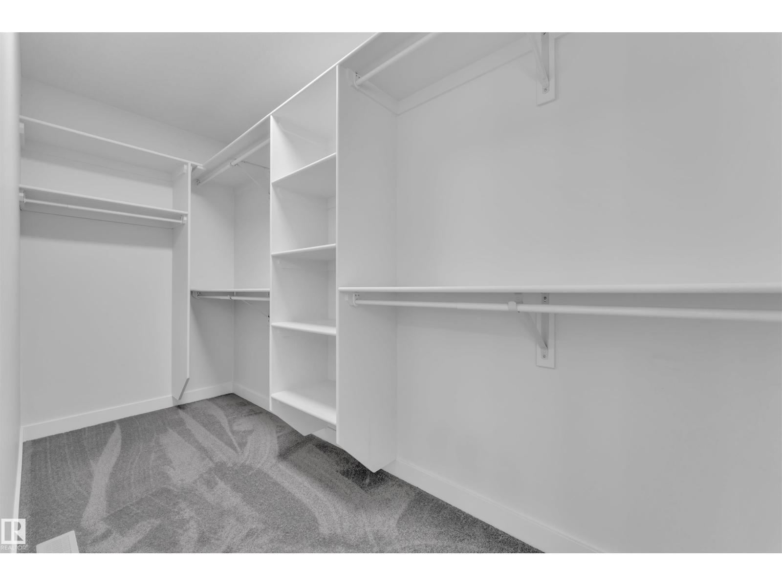Photo 41 of 348 33 Av Nw, Edmonton AB
