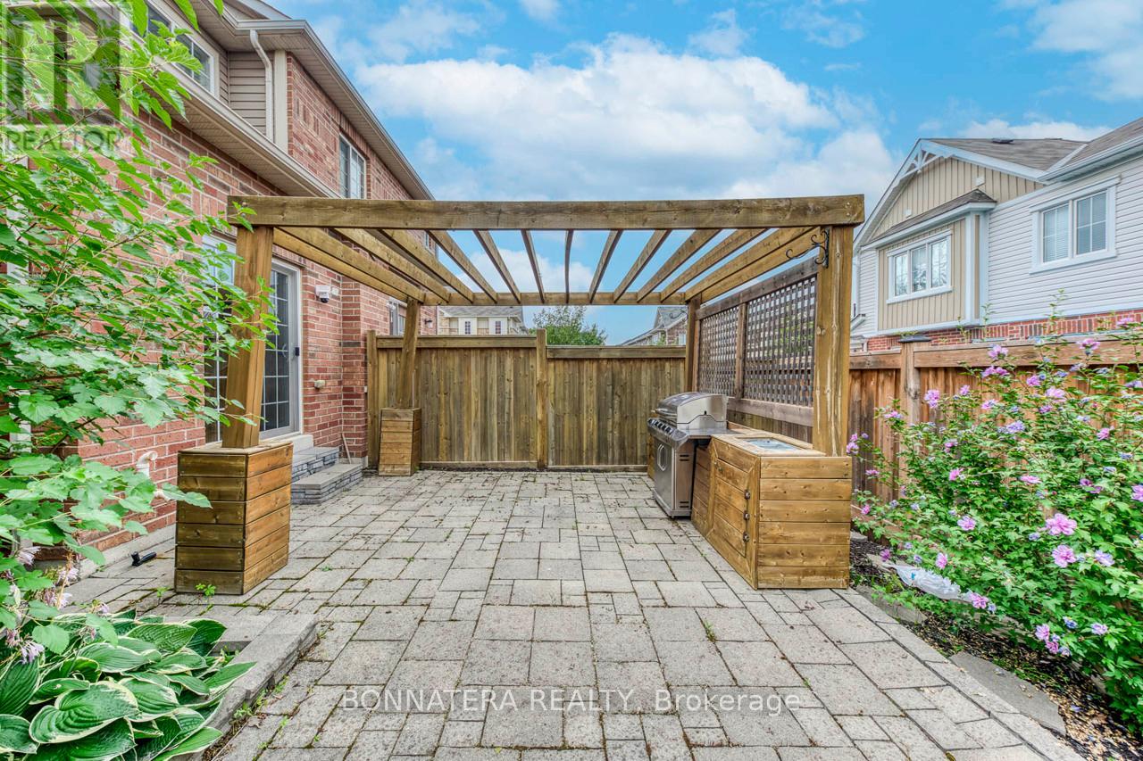 Photo 29 of 654 Murray Meadows Place, Milton ON
