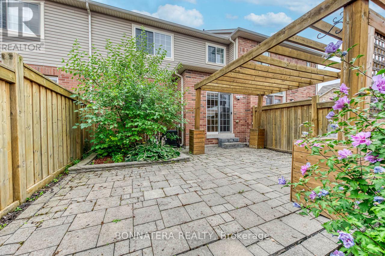 Photo 30 of 654 Murray Meadows Place, Milton ON