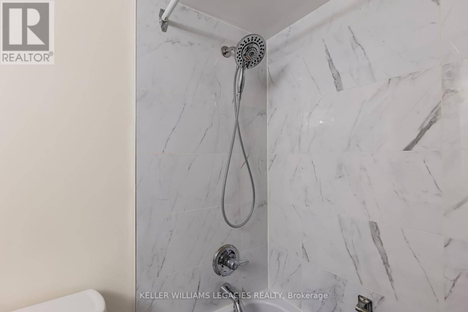 Photo 16 of 1603 10 Markbrook Lane, Toronto ON
