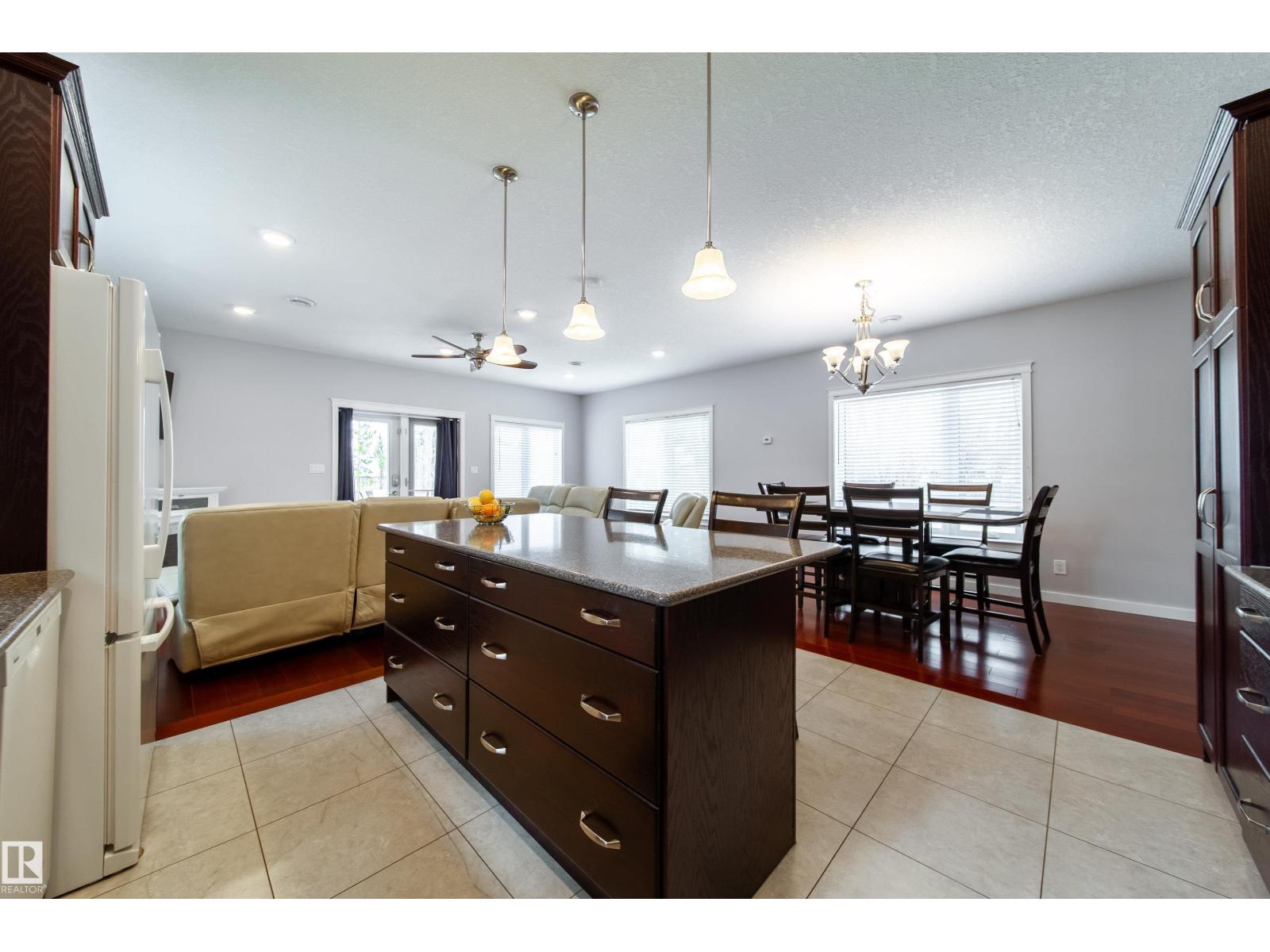 Photo 34 of 5503 50 Av, Rural Lac Ste Anne County AB