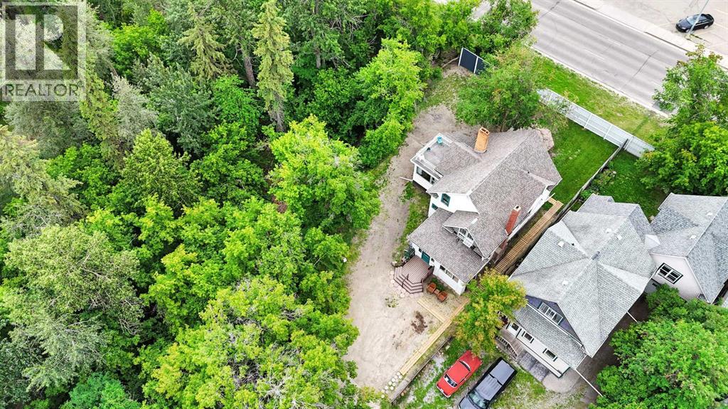 Photo 3 of 5527 49 A Avenue, Red Deer AB