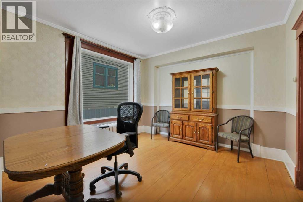 Photo 20 of 5527 49 A Avenue, Red Deer AB