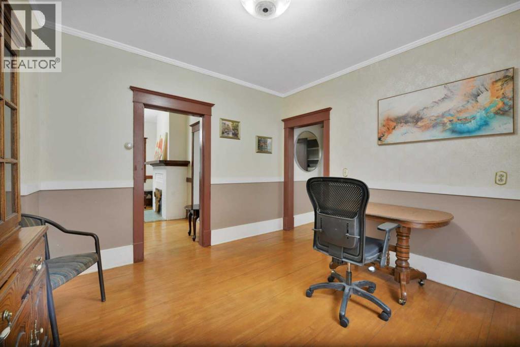 Photo 19 of 5527 49 A Avenue, Red Deer AB