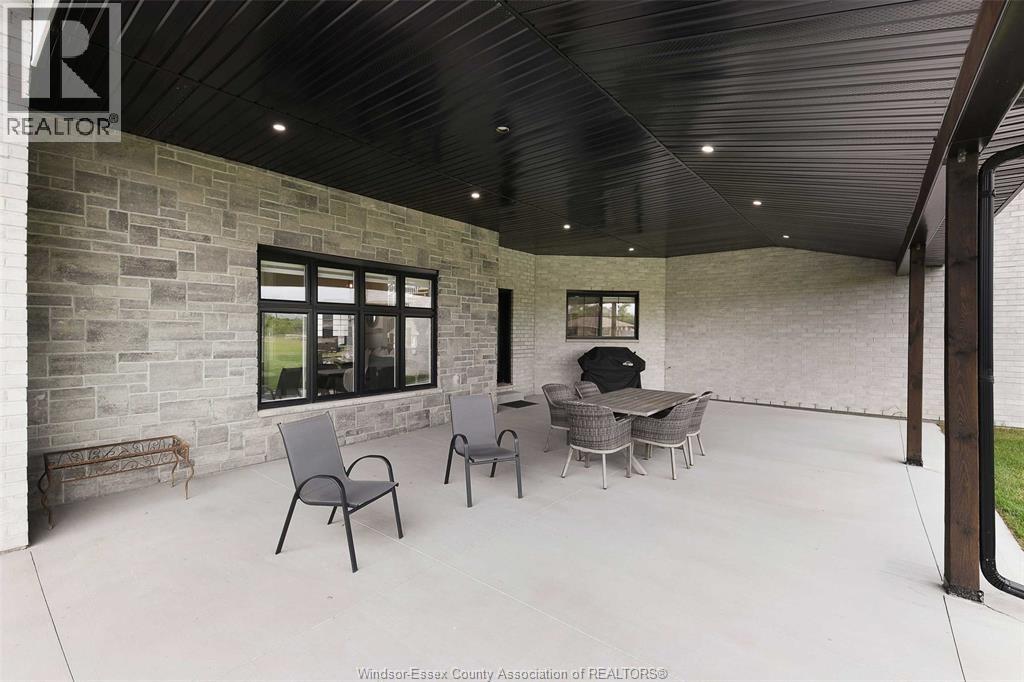 Photo 48 of 1012 Concession Rd 2 North, Amherstburg ON