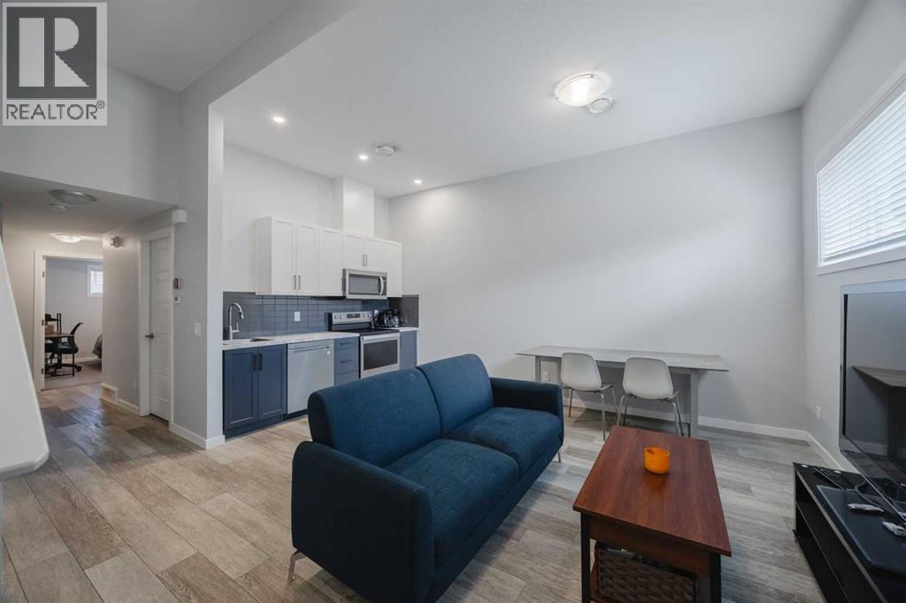 Photo 6 of 190 Magnolia Square Se, Calgary AB