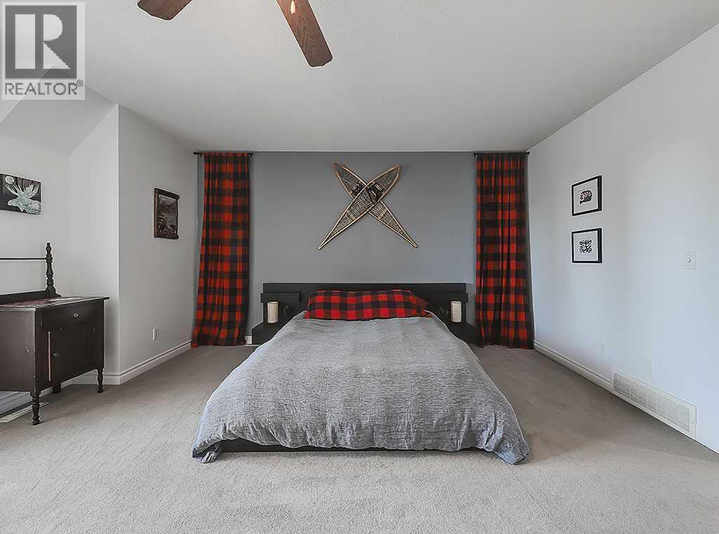 Single Family House for Sale in  Versailles Gate SW Garrison Woods Calgary 