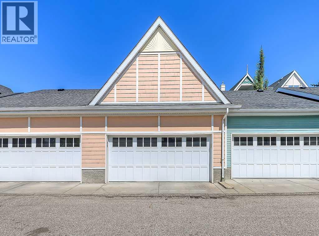 Single Family House for Sale in  Versailles Gate SW Garrison Woods Calgary 