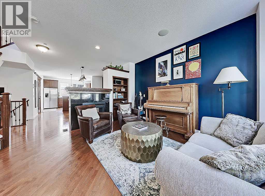 Single Family House for Sale in  Versailles Gate SW Garrison Woods Calgary 