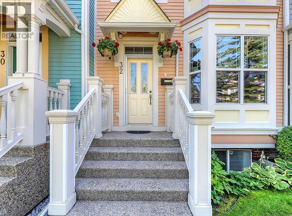 Single Family House for Sale in  Versailles Gate SW Garrison Woods Calgary 