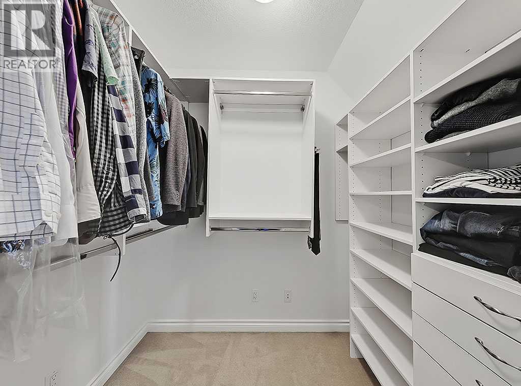 Single Family House for Sale in  Versailles Gate SW Garrison Woods Calgary 