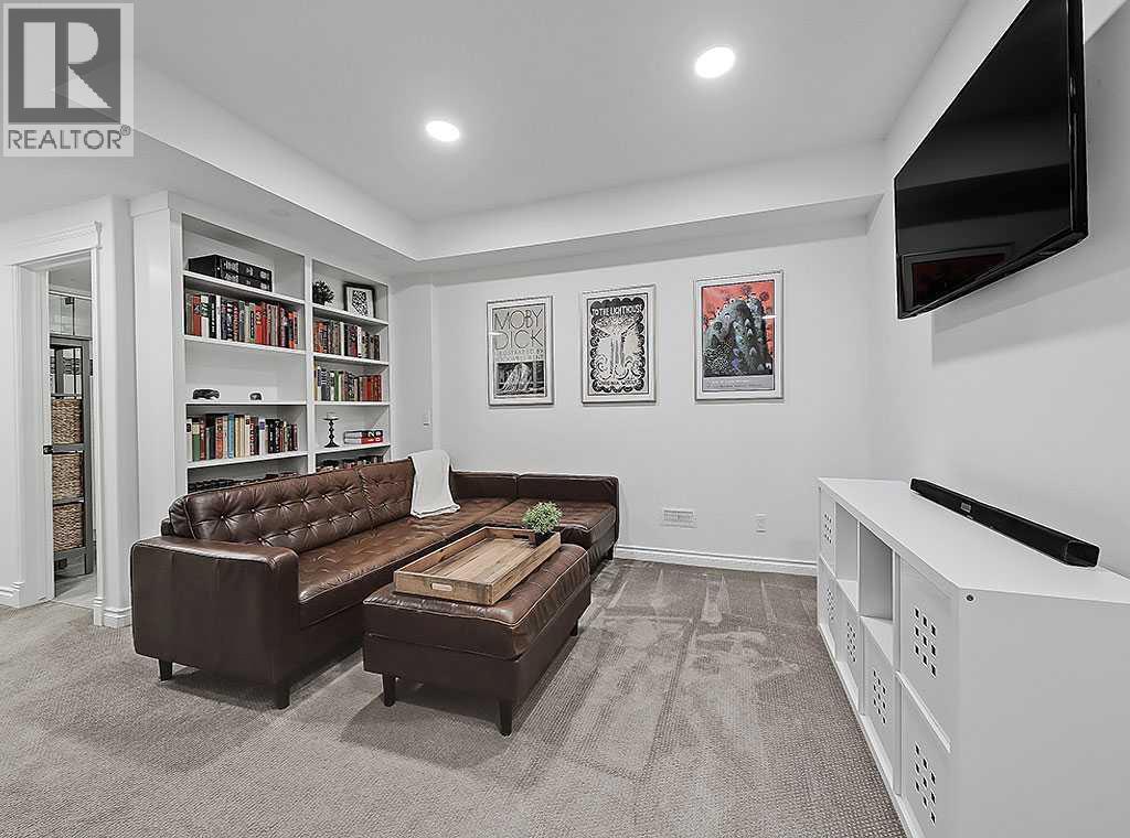 Single Family House for Sale in  Versailles Gate SW Garrison Woods Calgary 