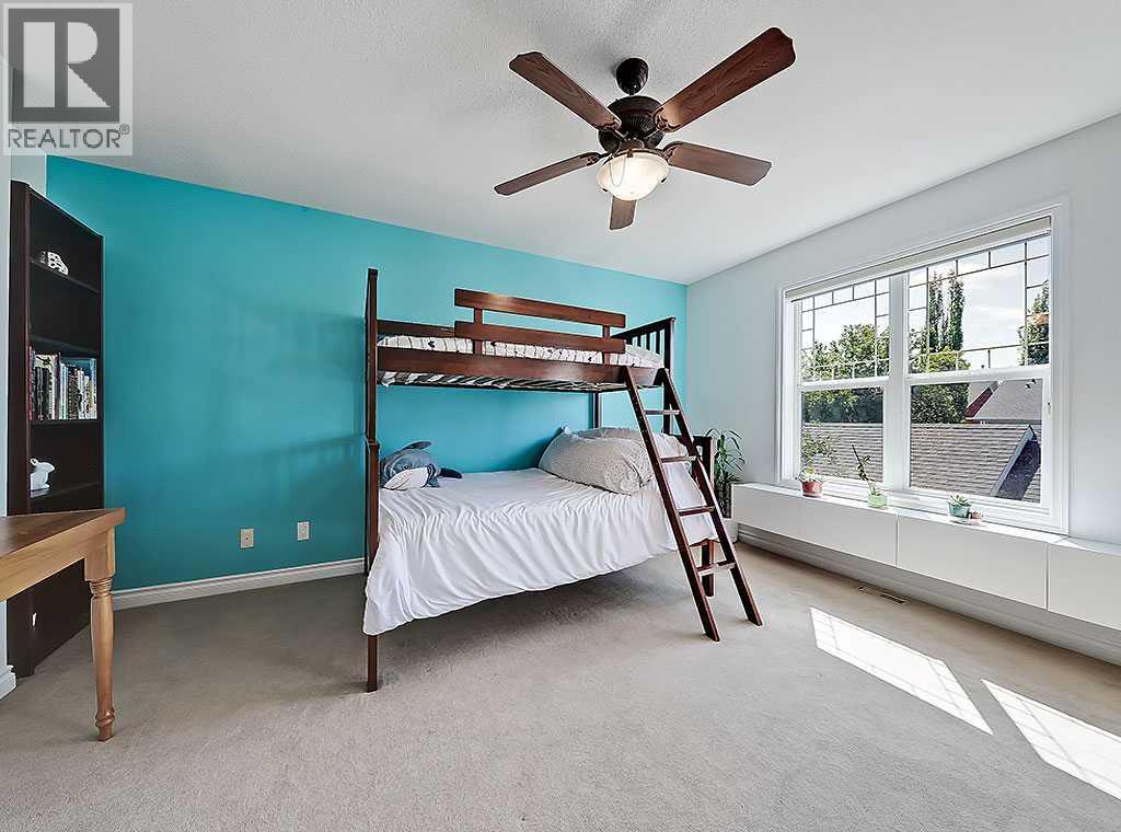 Single Family House for Sale in  Versailles Gate SW Garrison Woods Calgary 