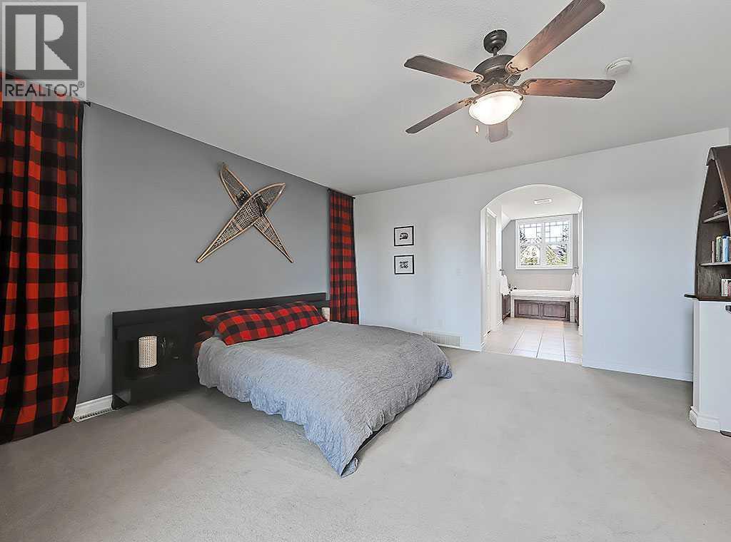 Single Family House for Sale in  Versailles Gate SW Garrison Woods Calgary 